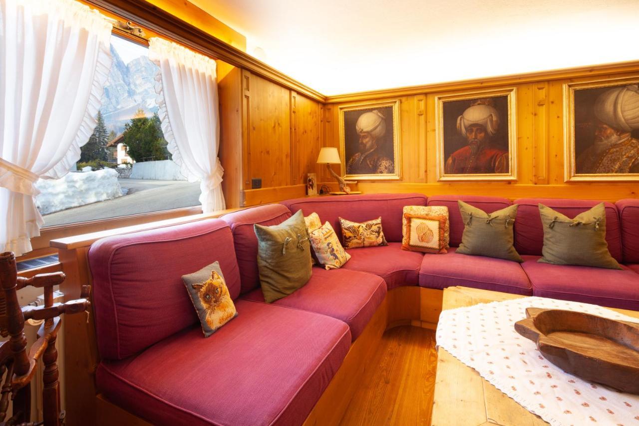 Casa Marmorata Apartment Cortina dʼAmpezzo Exterior foto